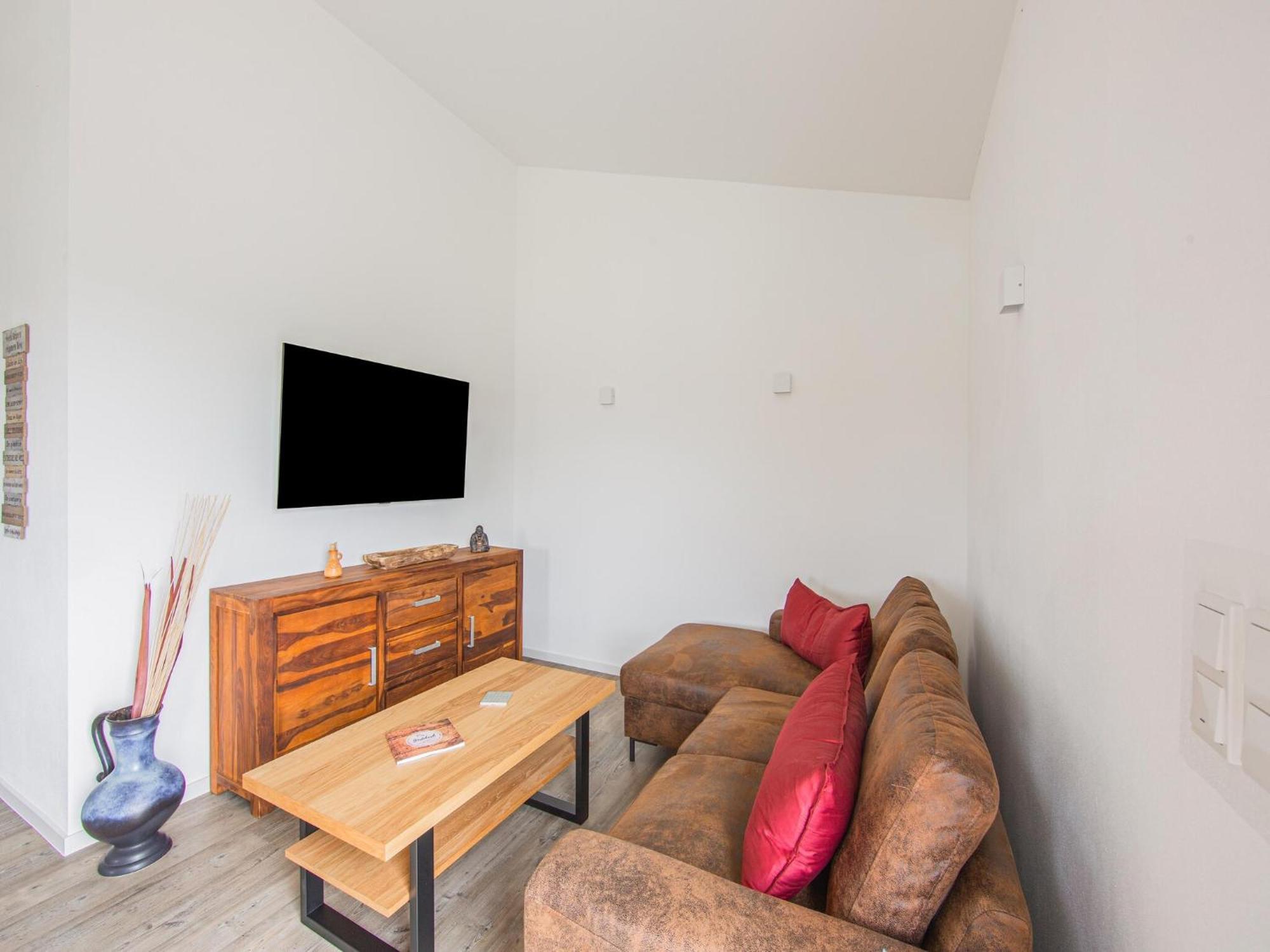 Tranquil Holiday Home In Filz In The Eifel With Garden Ngoại thất bức ảnh